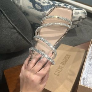 Brand New, Never Worn. Steve Madden Starie Rhonestones, Size 8.5